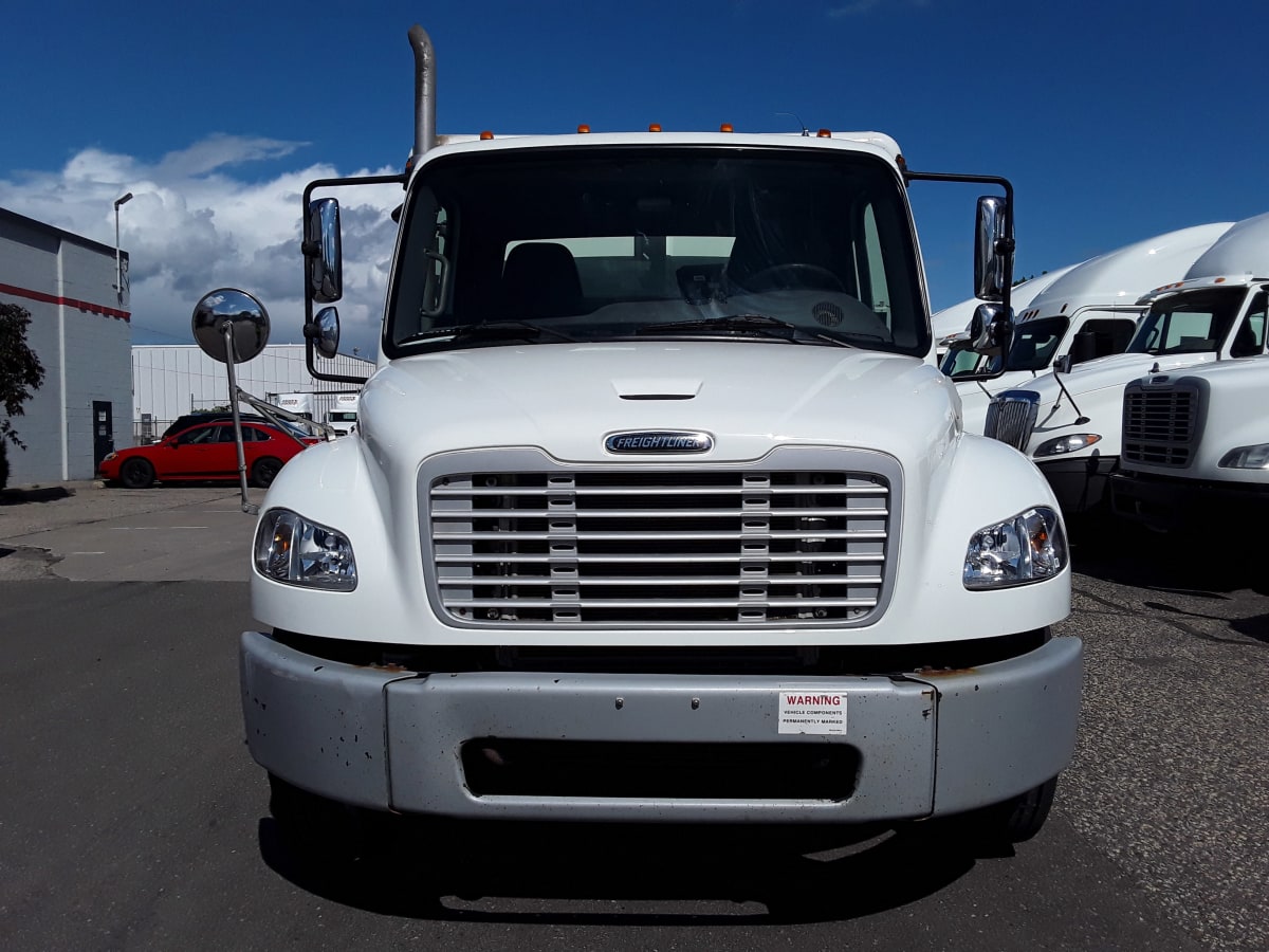 2015 Freightliner/Mercedes M2 106 325876