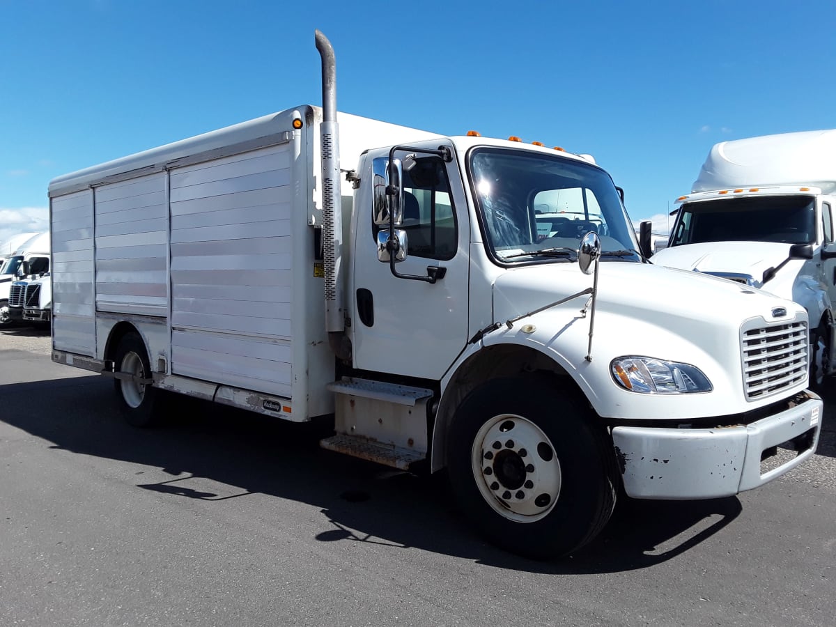 2015 Freightliner/Mercedes M2 106 325876