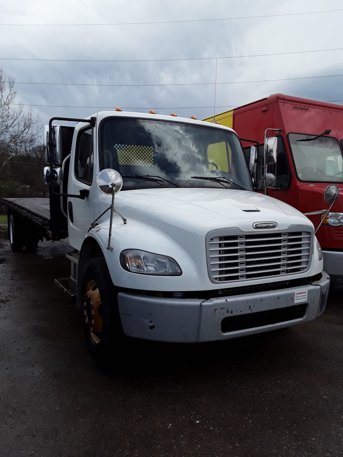 2015 Freightliner/Mercedes M2 106 326023