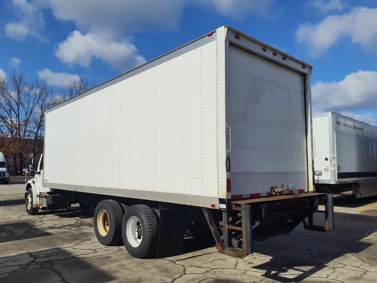 2015 Freightliner/Mercedes M2 106 326492