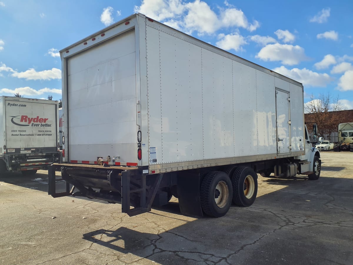 2015 Freightliner/Mercedes M2 106 326492