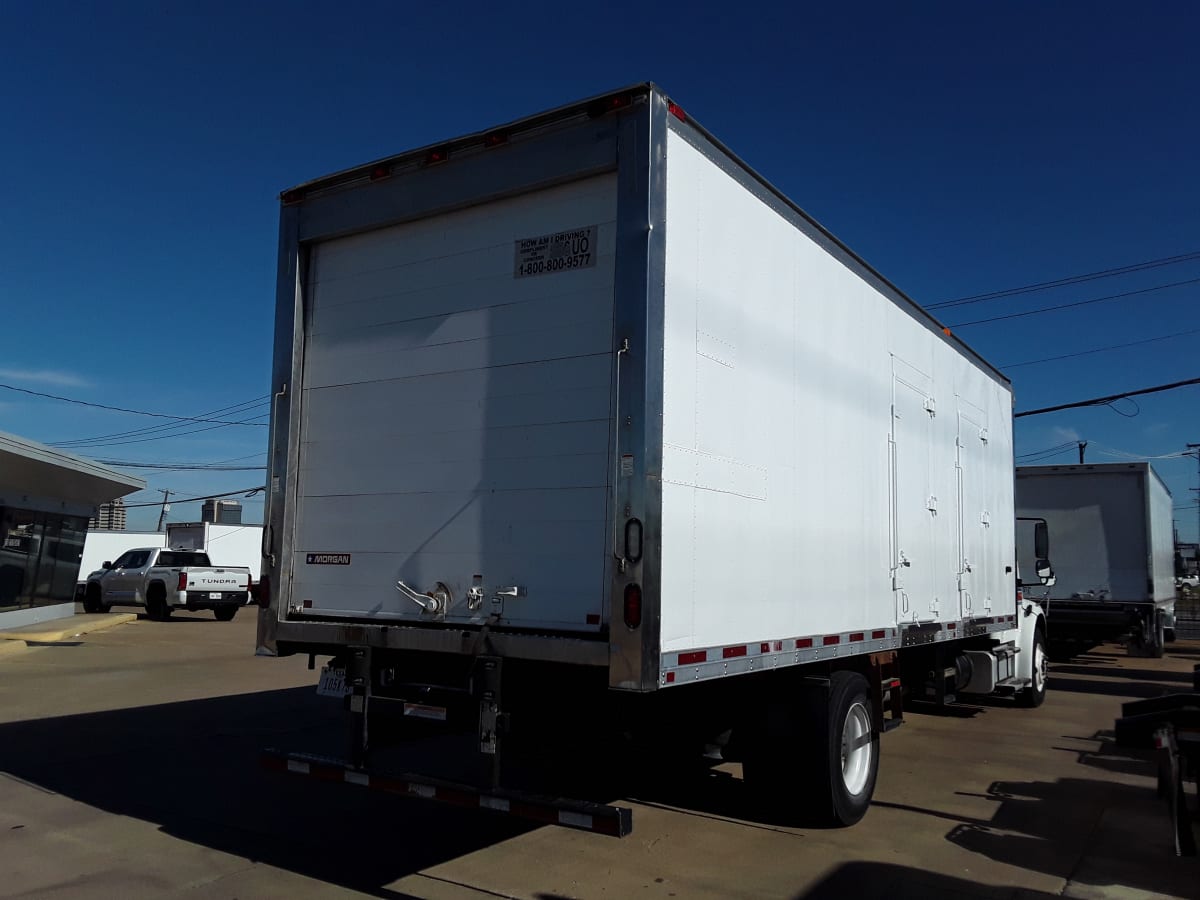 2015 Freightliner/Mercedes M2 106 326634