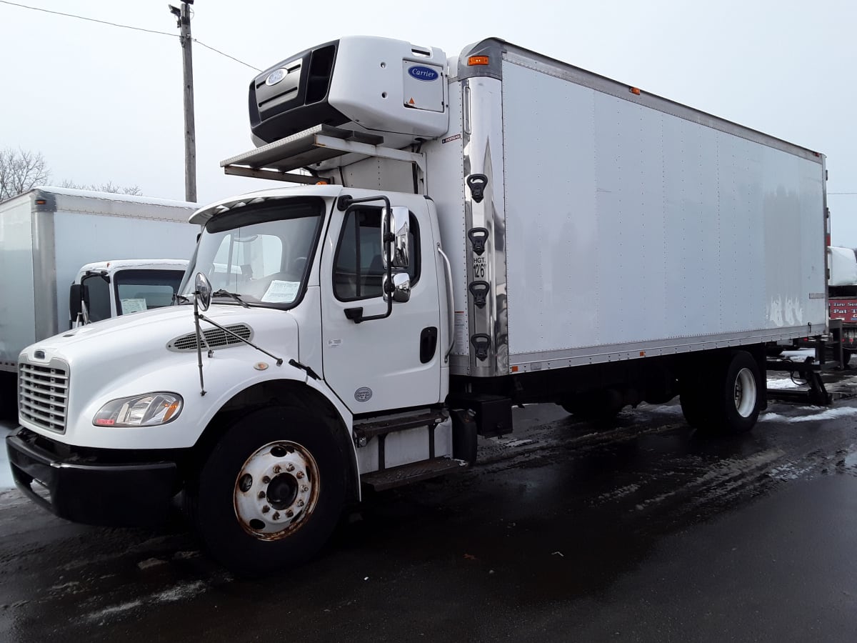 2015 Freightliner/Mercedes M2 106 327527