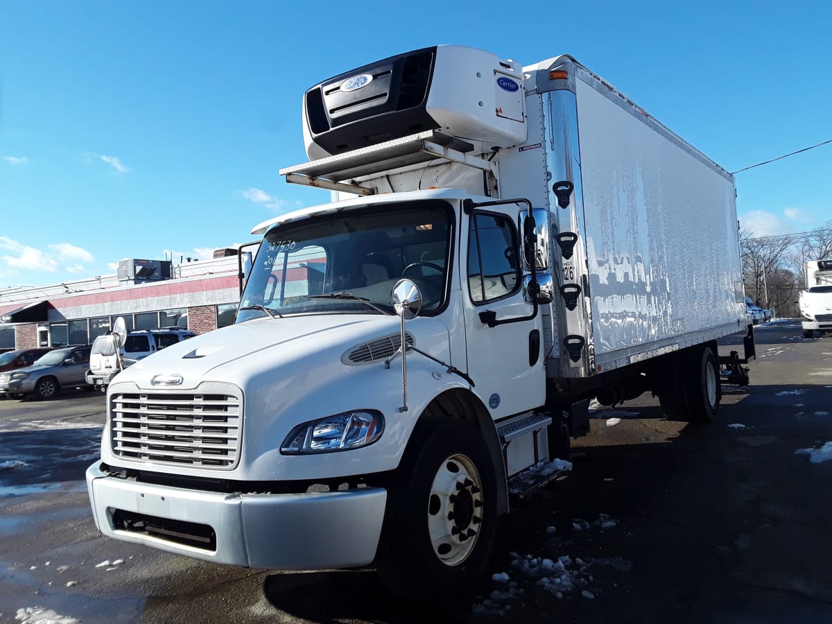 2015 Freightliner/Mercedes M2 106 327530