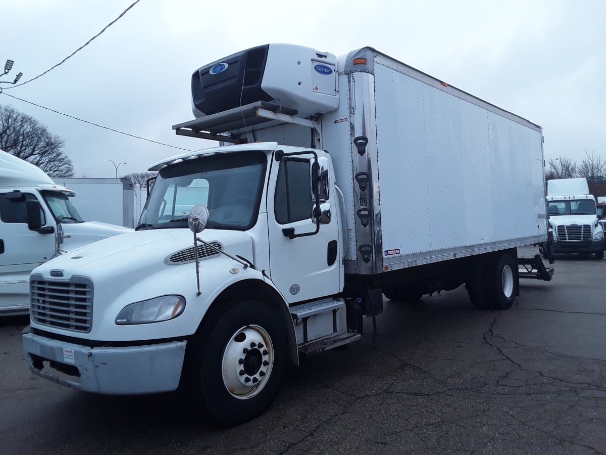 2015 Freightliner/Mercedes M2 106 327532