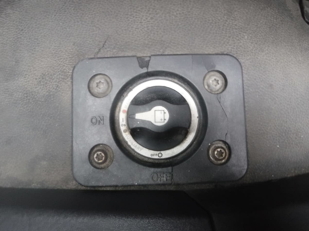 2015 Freightliner/Mercedes 108SD 328193