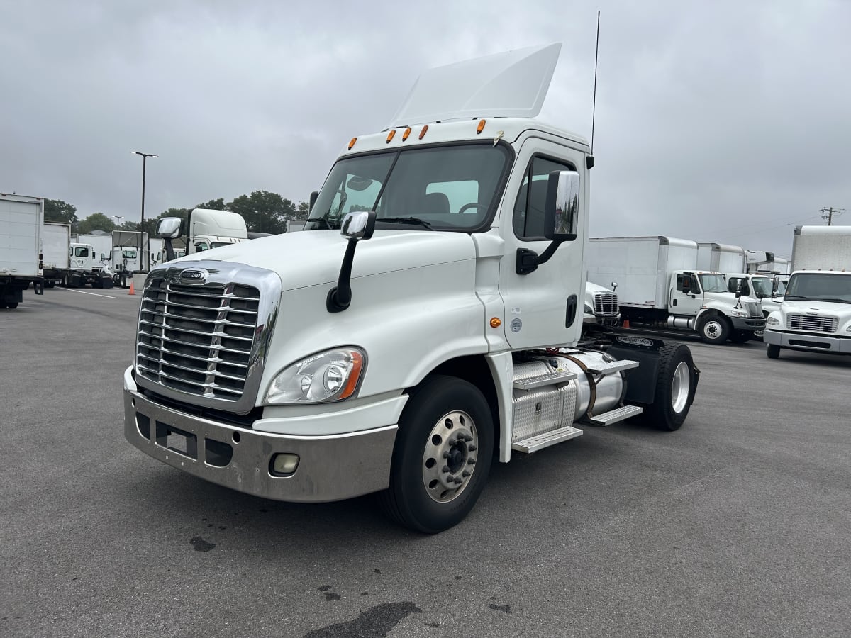 2015 Freightliner/Mercedes CASCADIA 125 328317