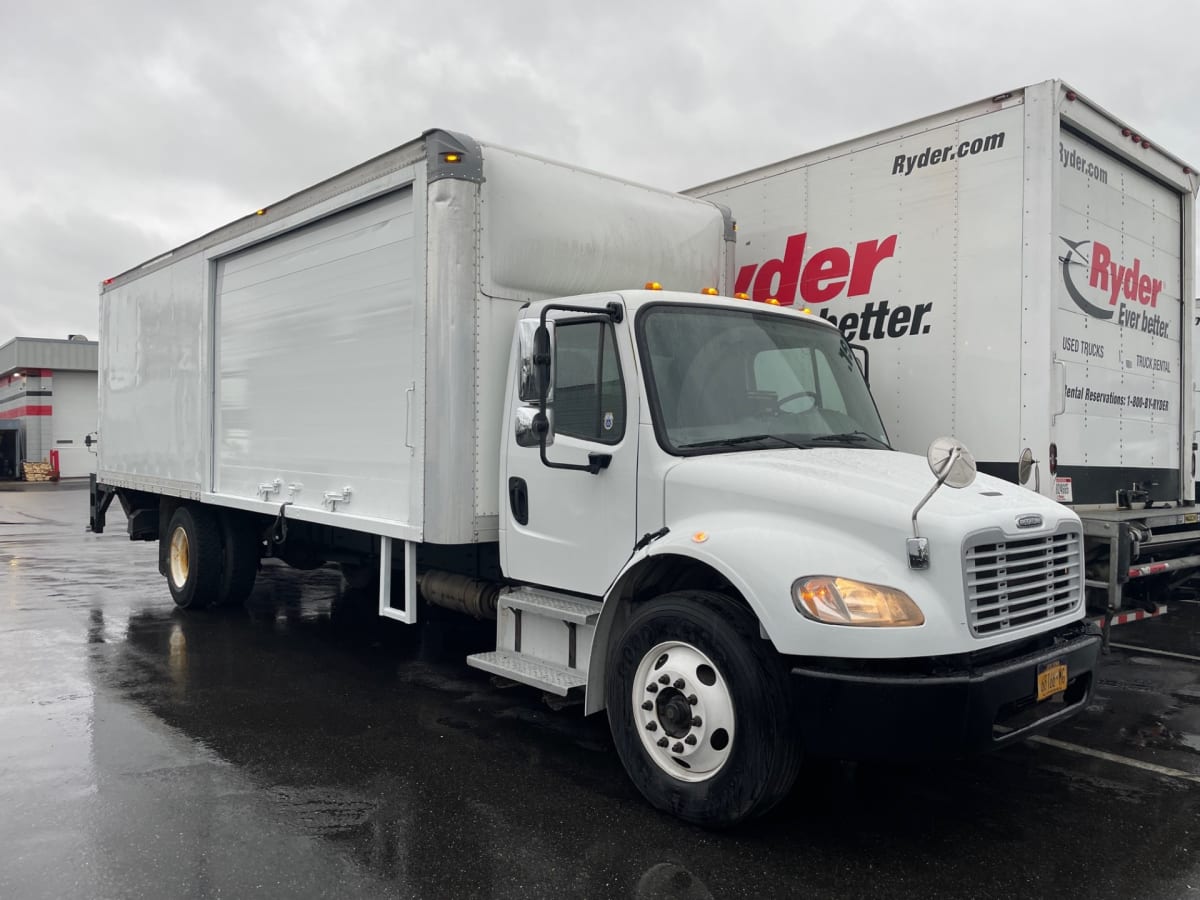 2015 Freightliner/Mercedes M2 106 328356