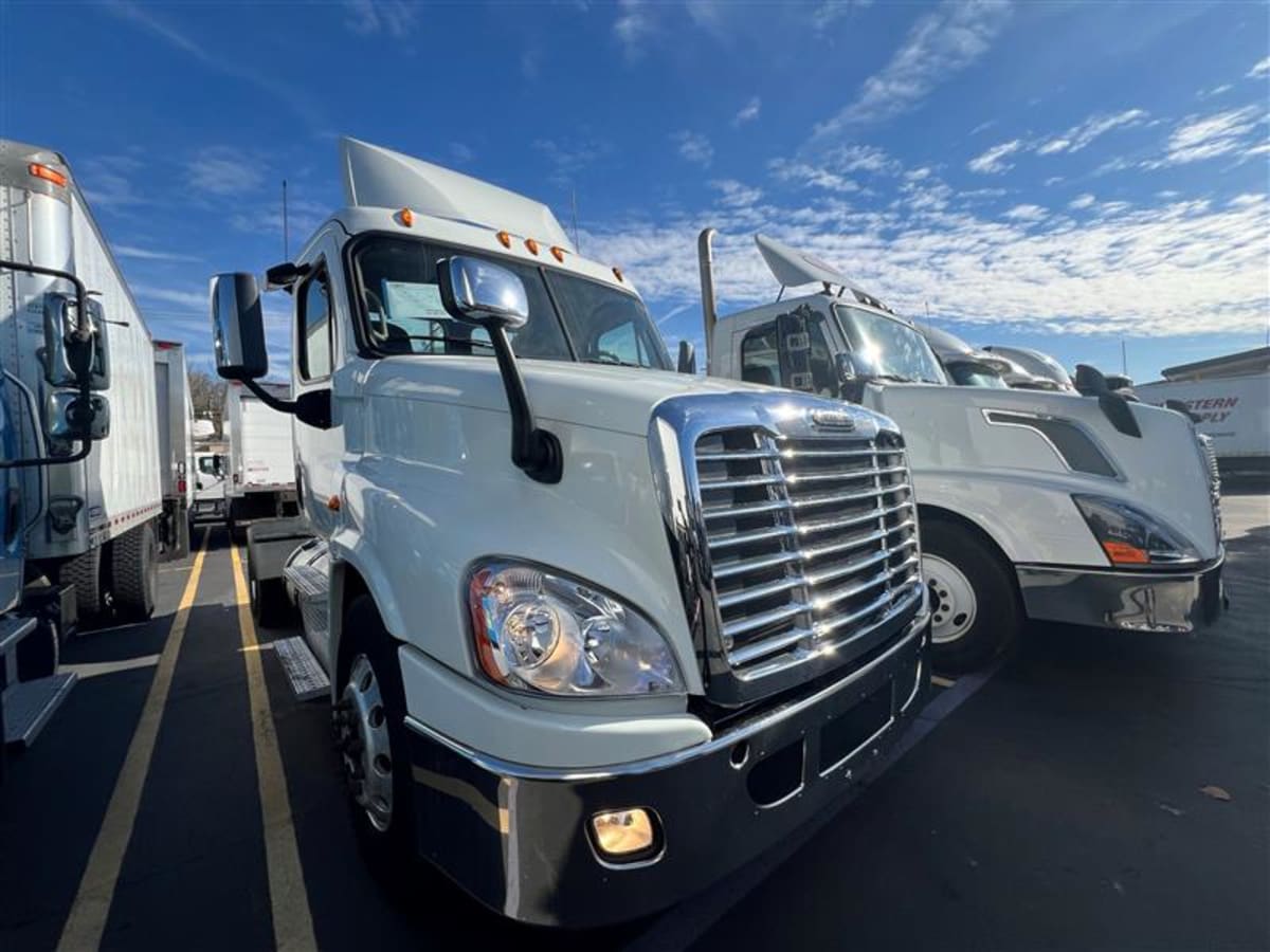 2016 Freightliner/Mercedes CASCADIA 125 328611