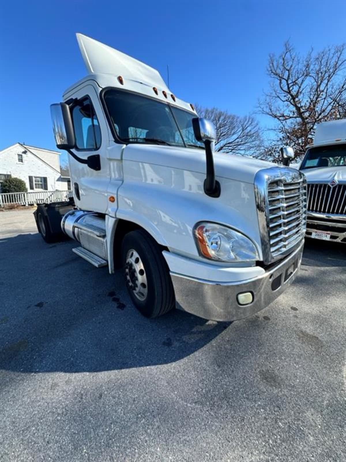 2016 Freightliner/Mercedes CASCADIA 125 328619