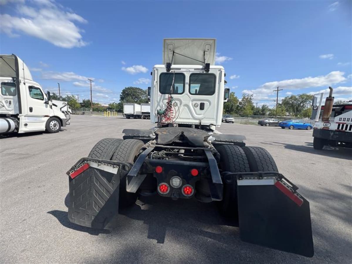 2016 Freightliner/Mercedes CASCADIA 125 328620