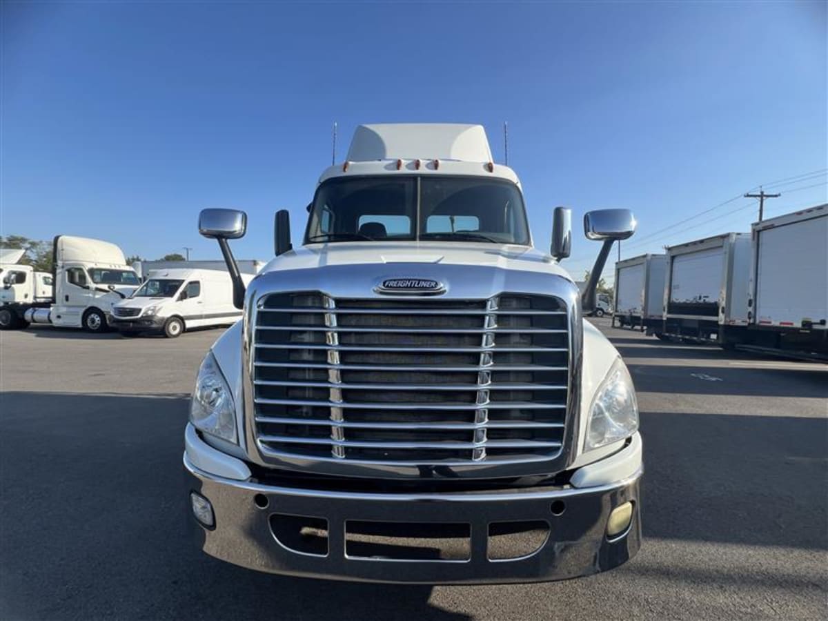 2016 Freightliner/Mercedes CASCADIA 125 328623