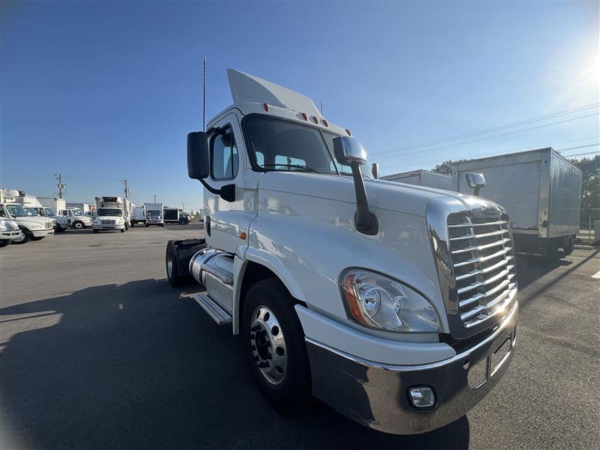 2016 Freightliner/Mercedes CASCADIA 125 328623