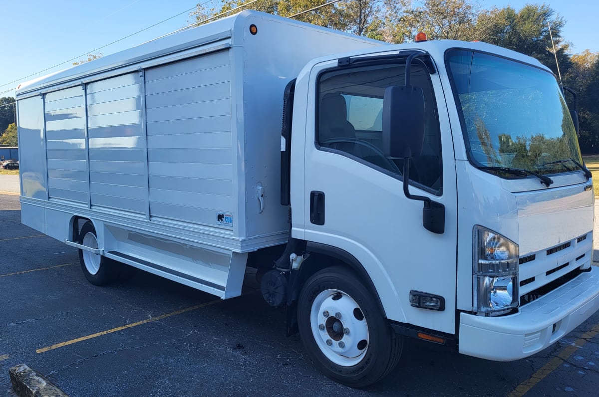2015 Isuzu NPR 329075