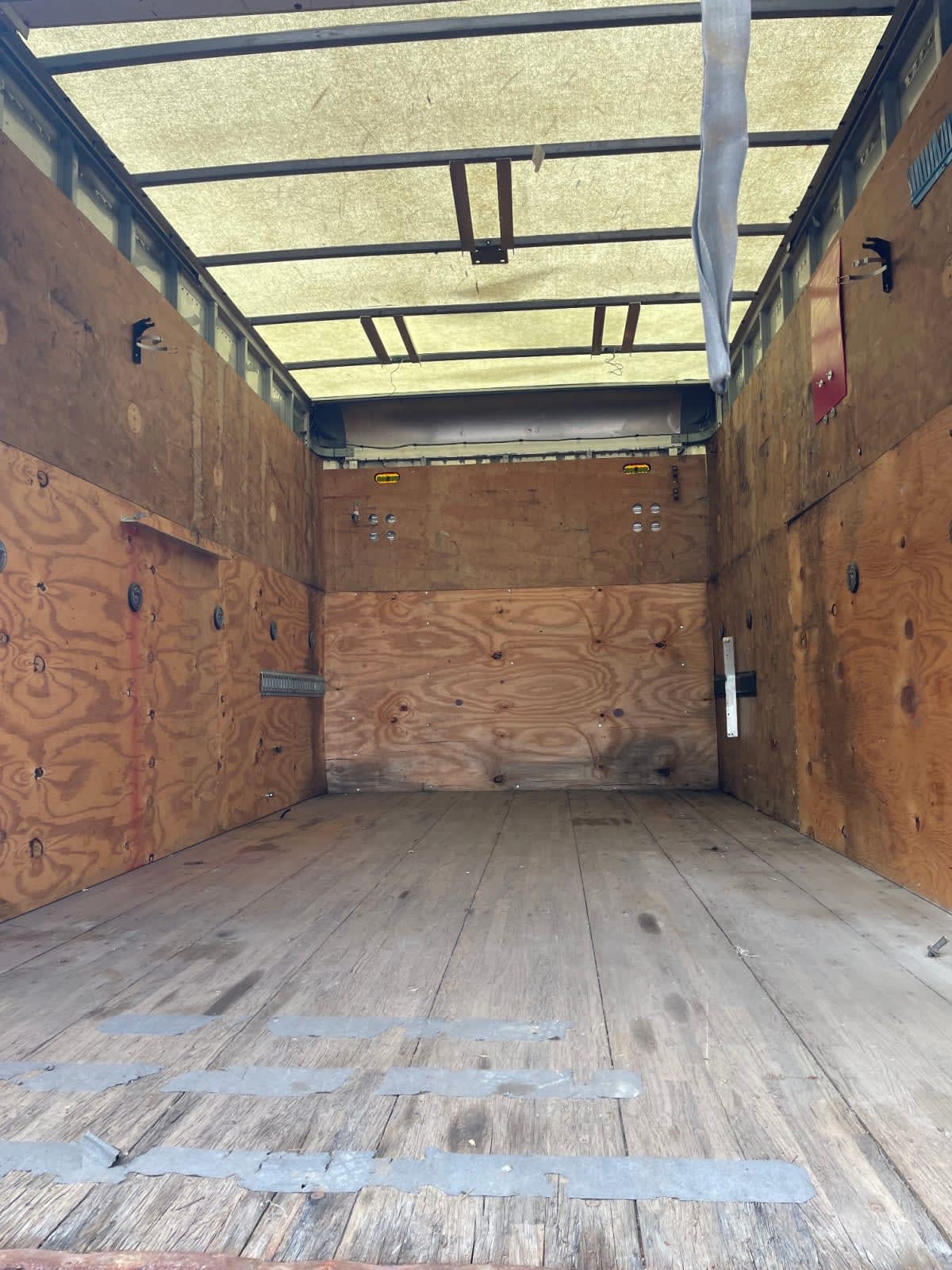 2015 Isuzu NQR 330717
