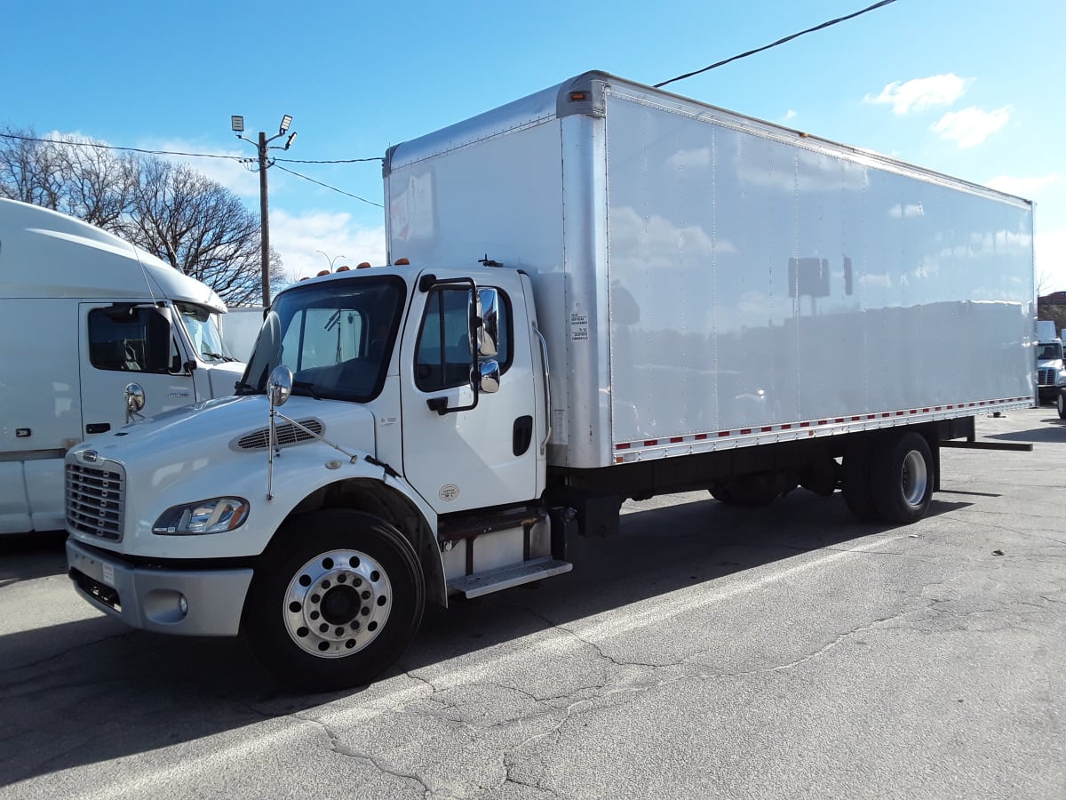 2015 Freightliner/Mercedes M2 106 330940