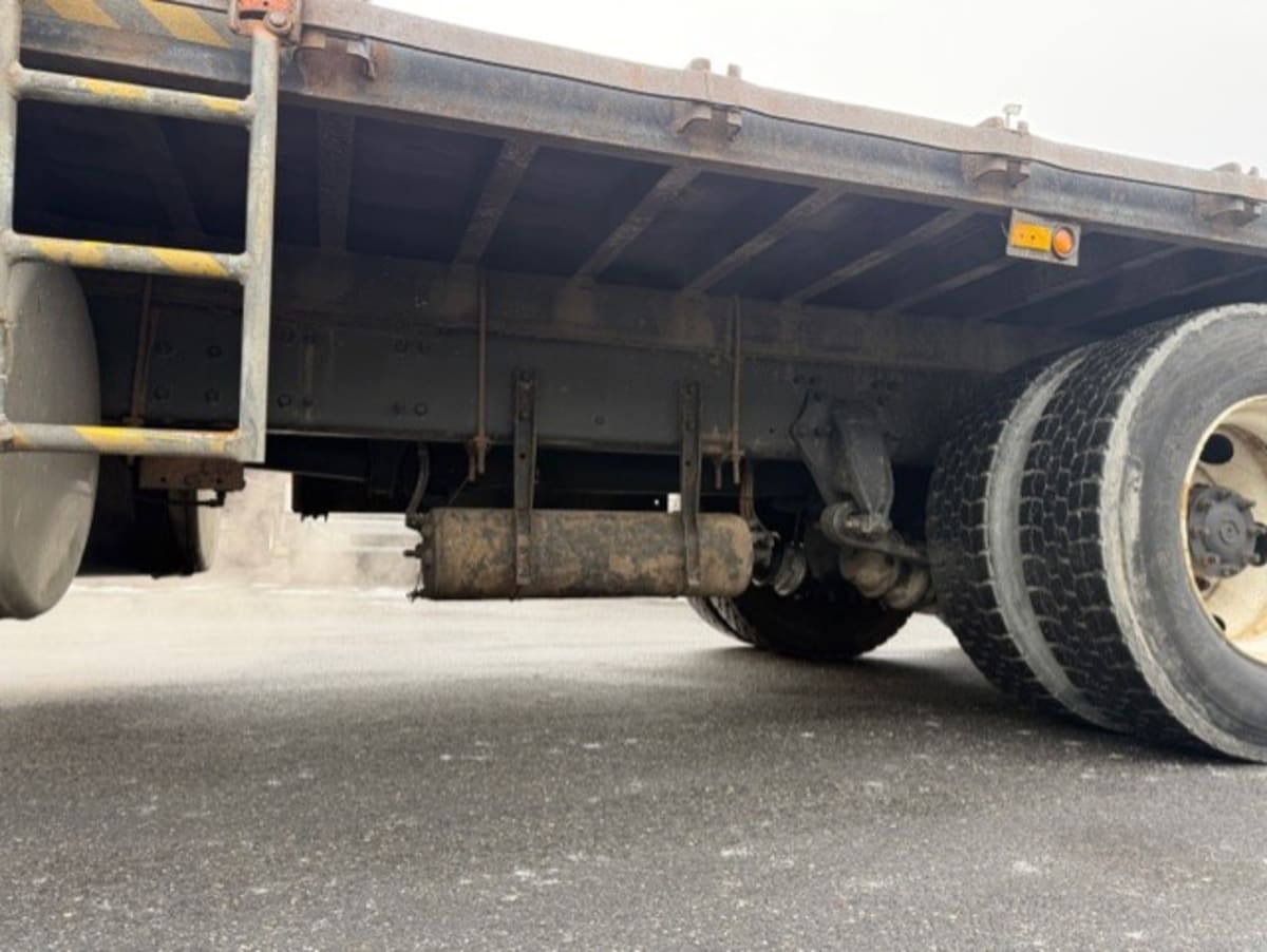 2015 Freightliner - image 12