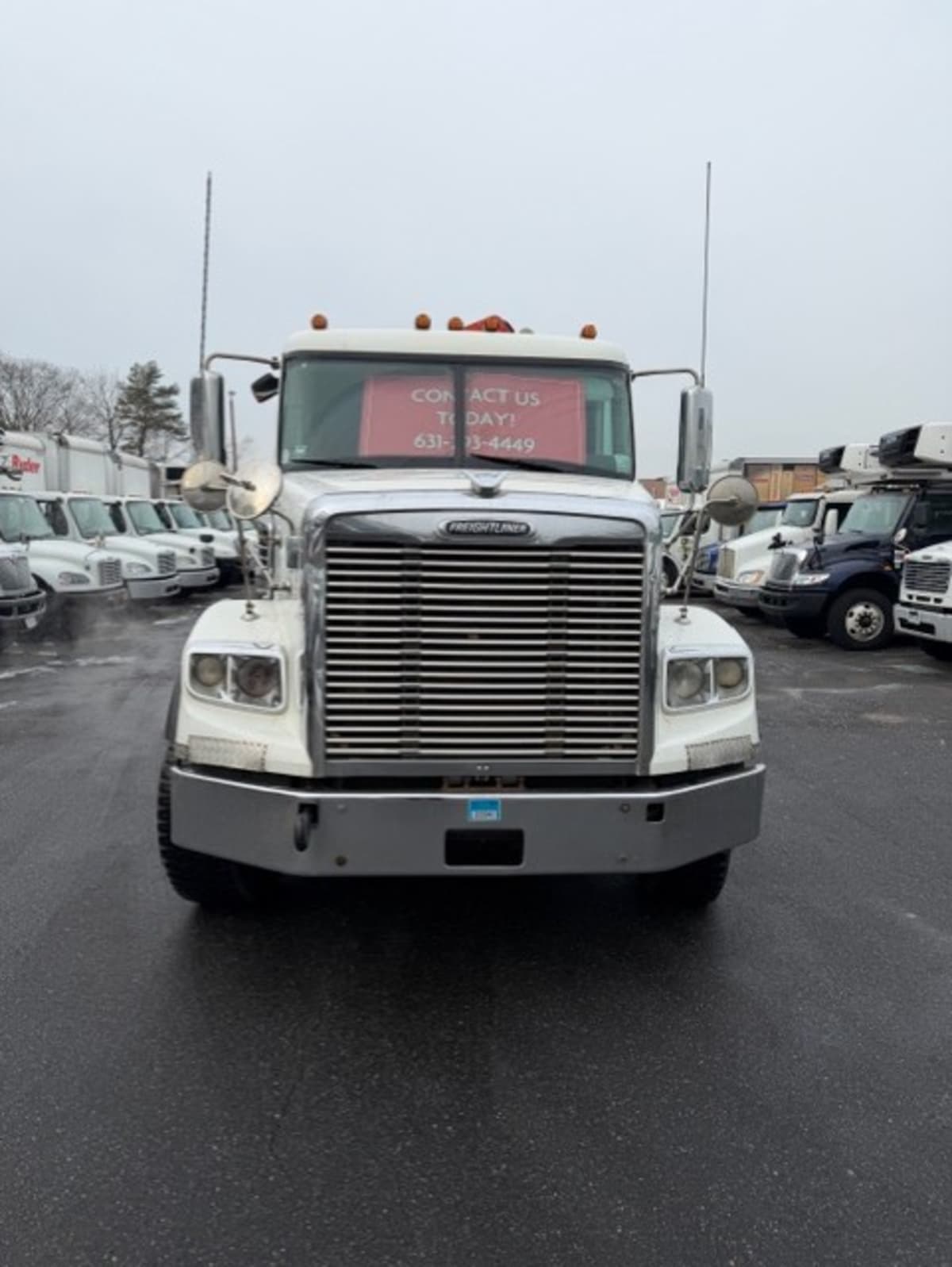 2015 Freightliner - image 2