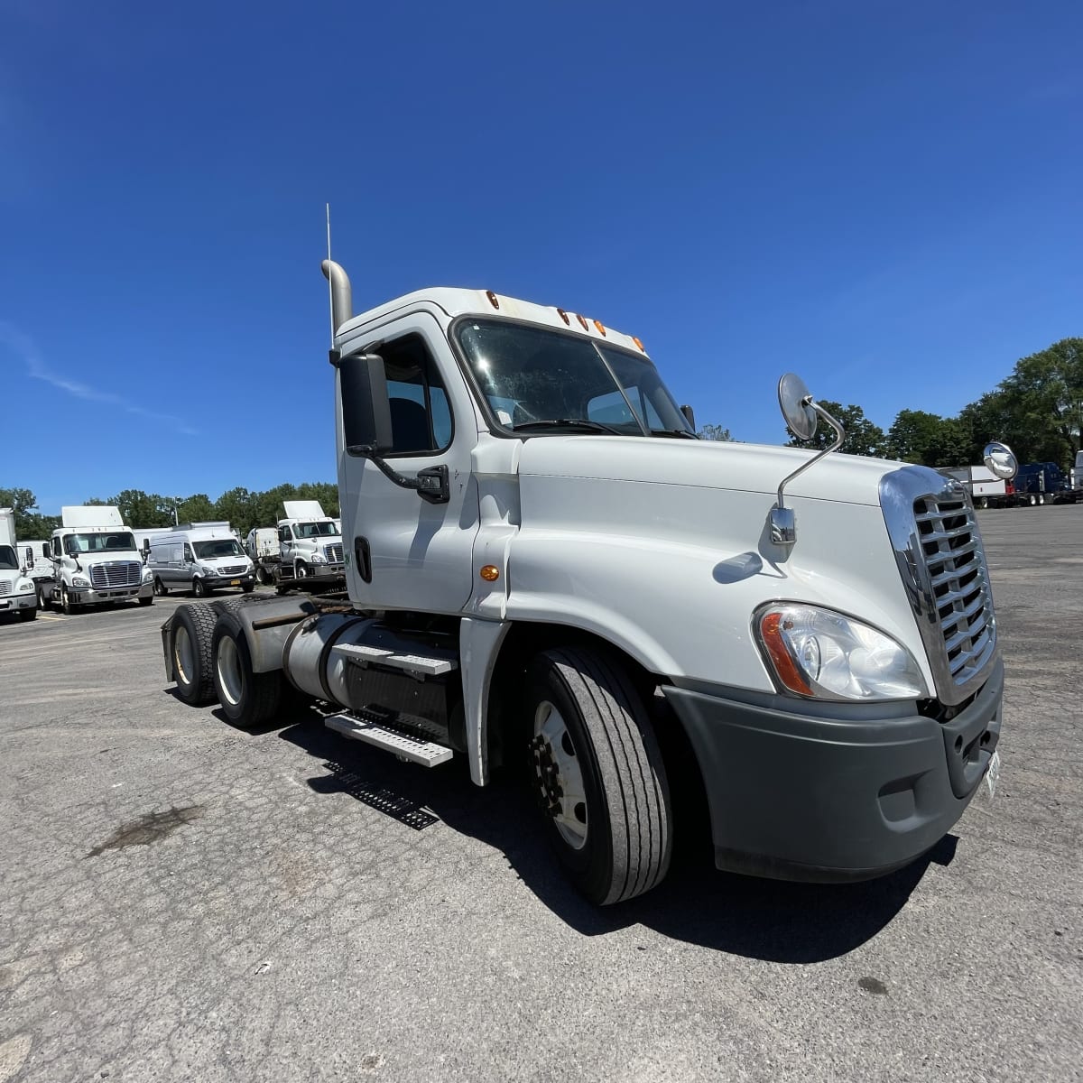 2015 Freightliner/Mercedes CASCADIA 125 331309