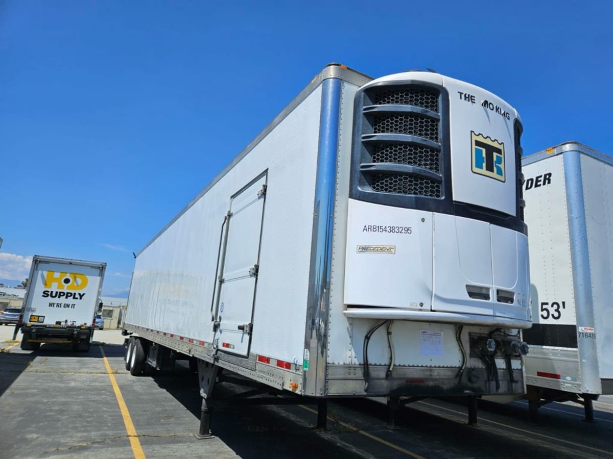 2015 Utility Trailers VS2RA 48/162/102 331886