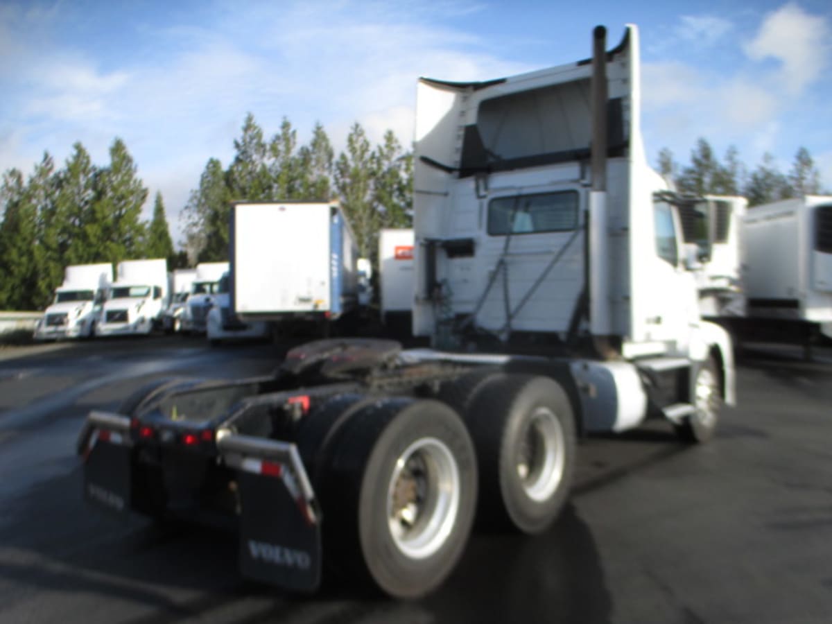 2017 Volvo VNL64T 332970