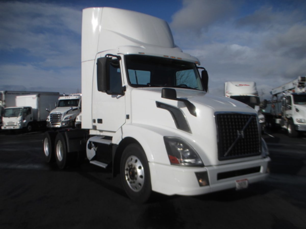 2017 Volvo VNL64T 332970