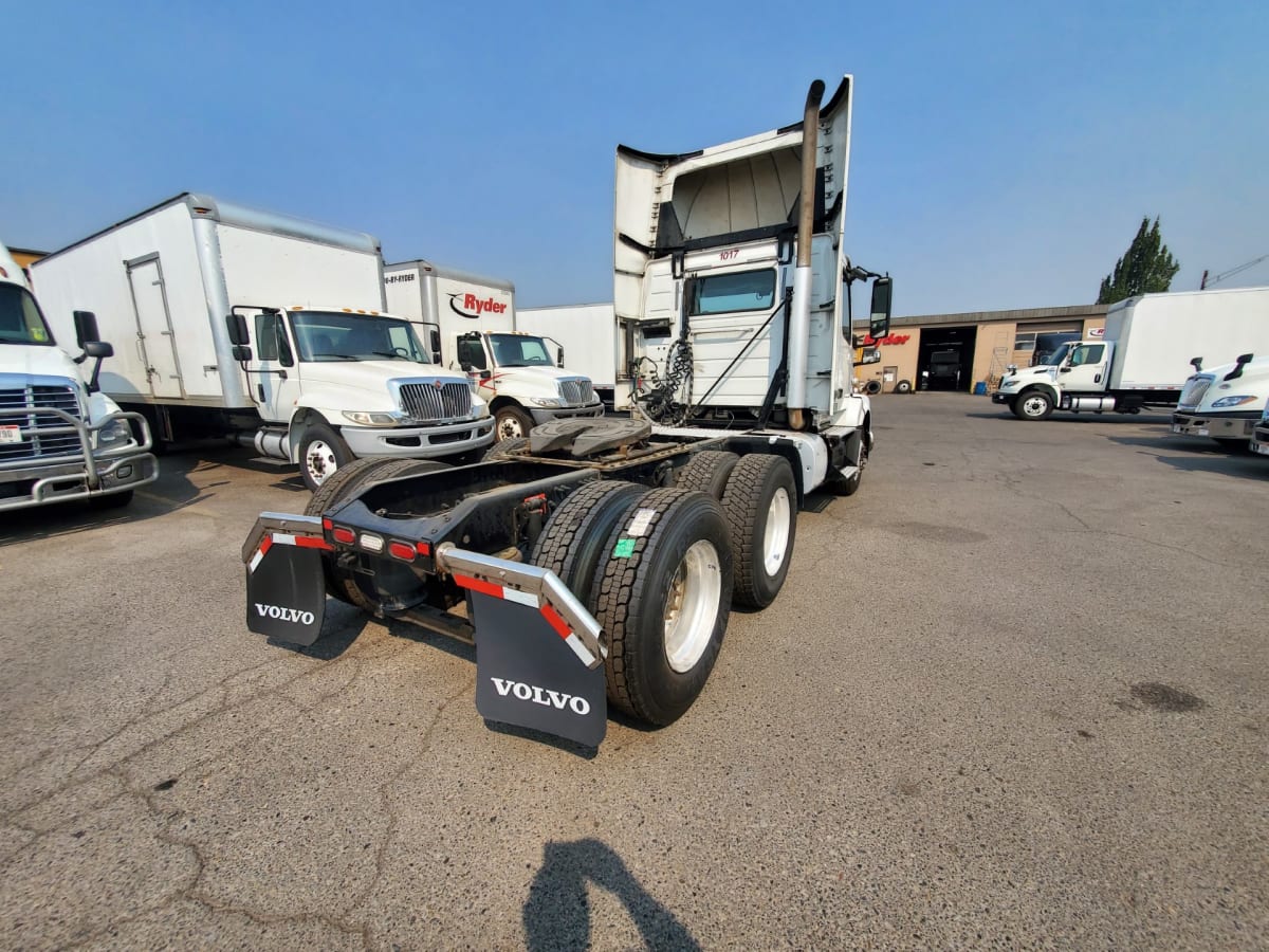 2017 Volvo VNL64T 333021