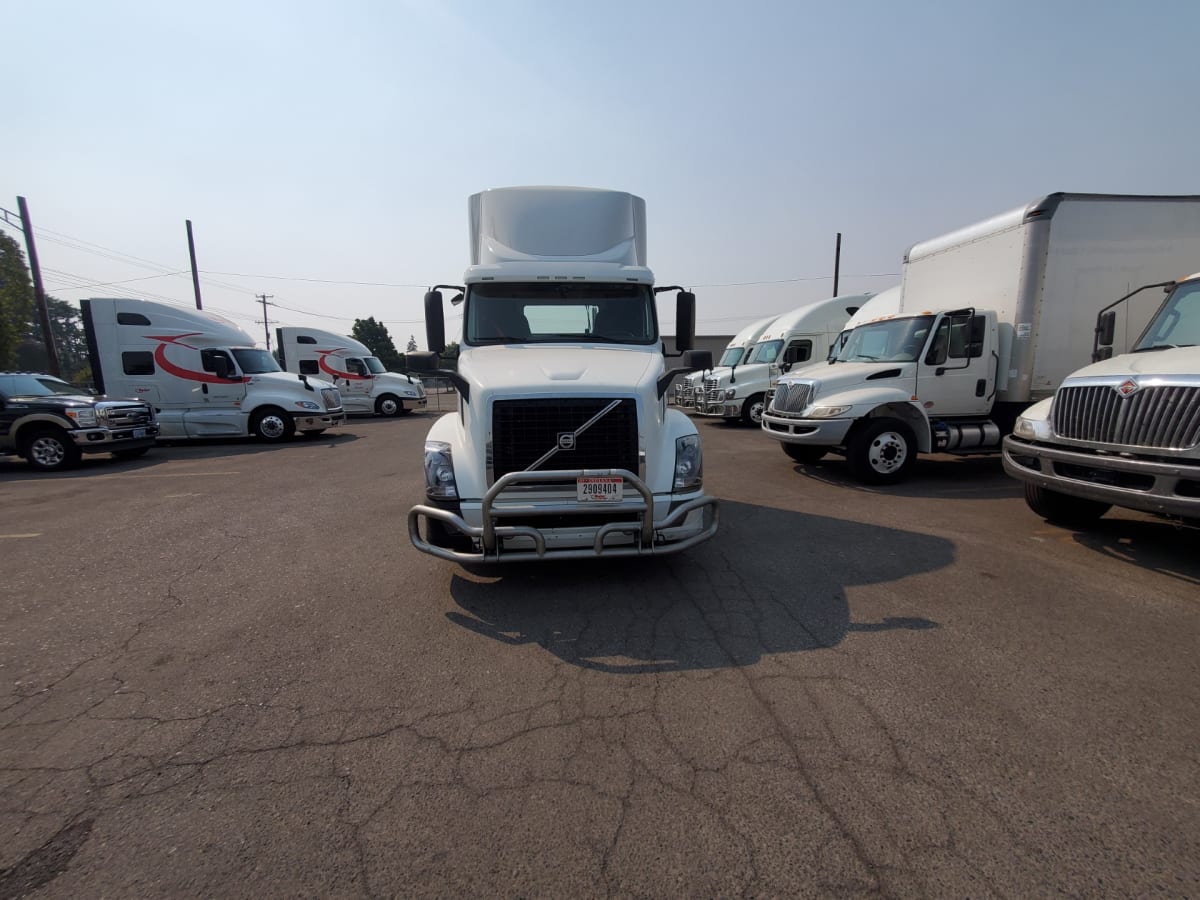 2017 Volvo VNL64T 333021