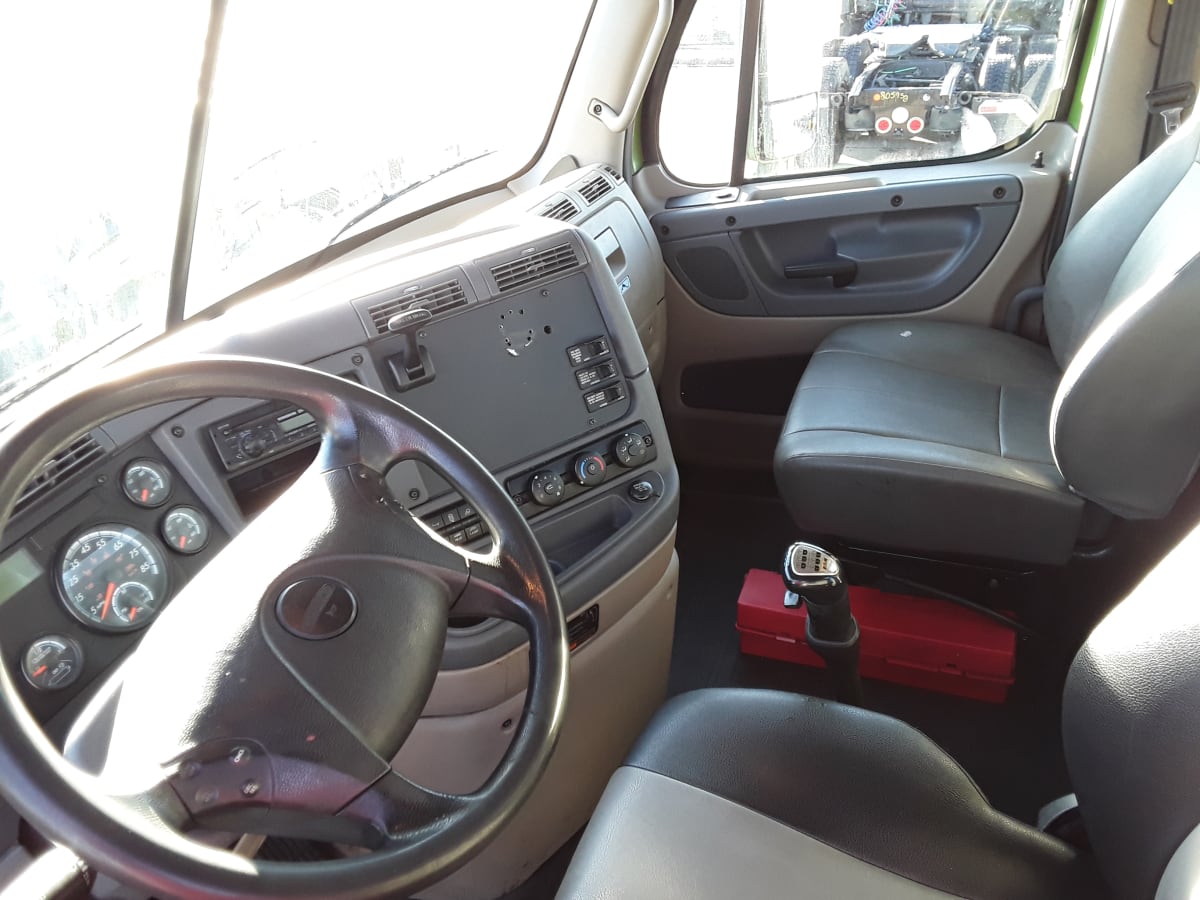 2017 Freightliner/Mercedes CASCADIA PX11364ST 333437