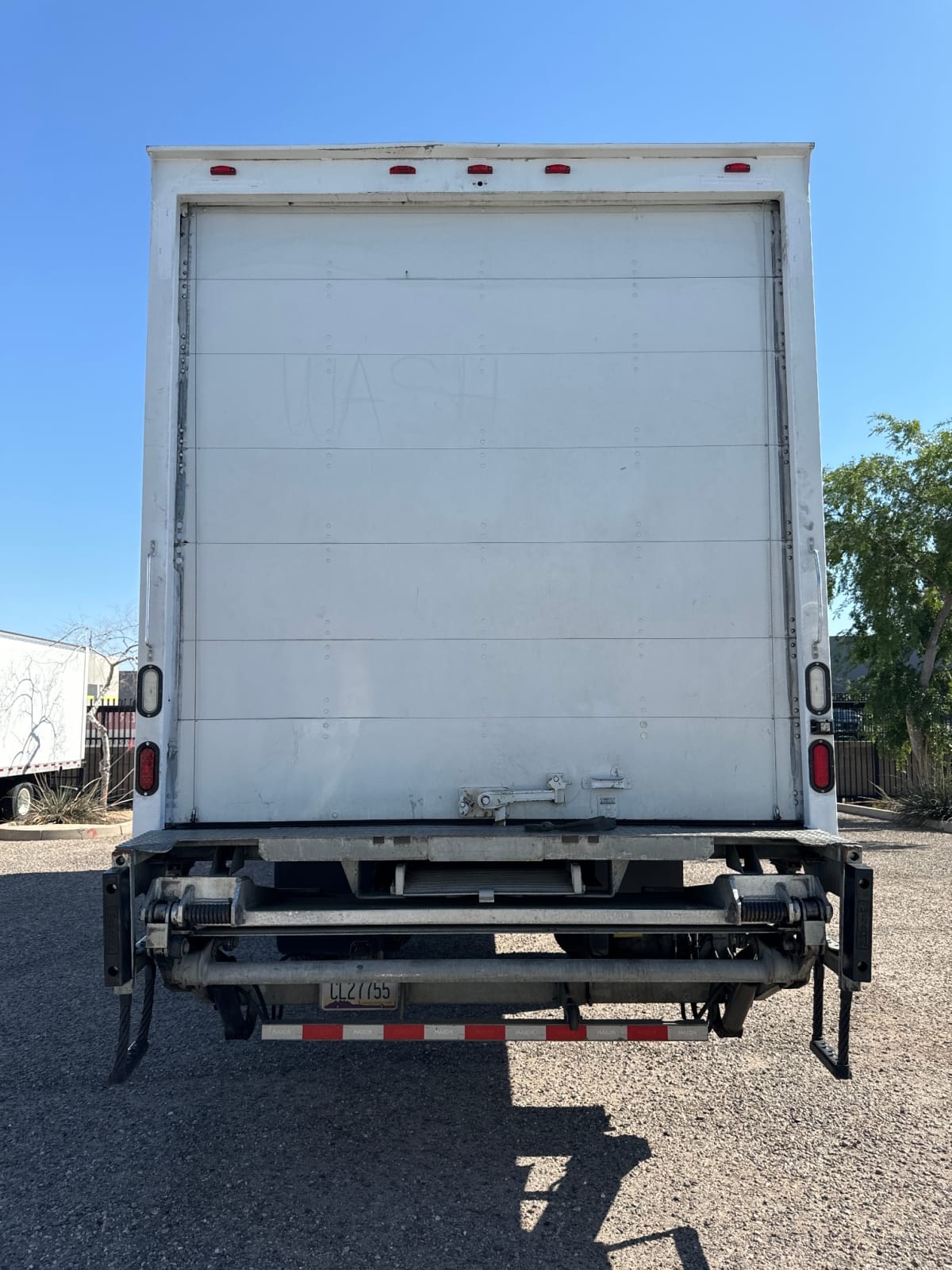 2015 Freightliner/Mercedes M2 106 333960