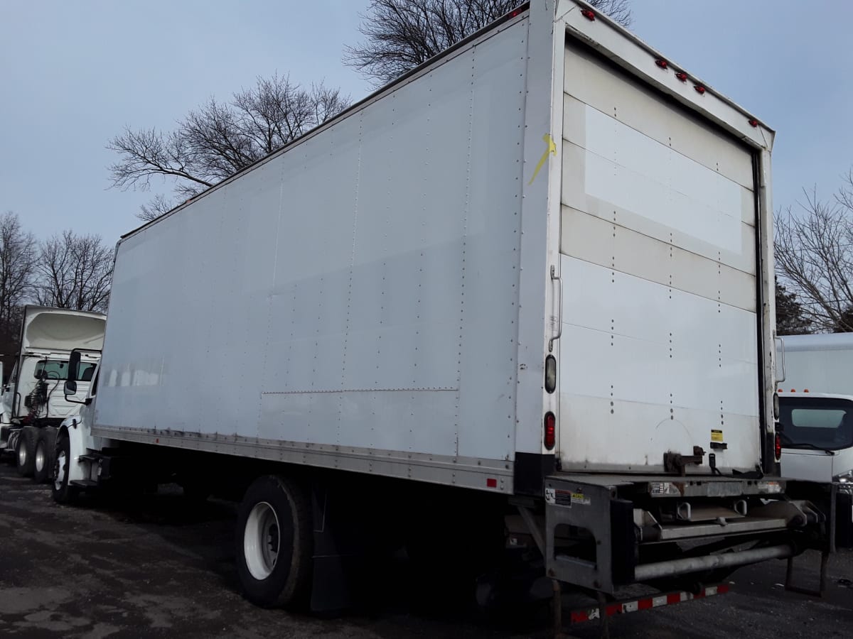 2015 Freightliner/Mercedes M2 106 335992