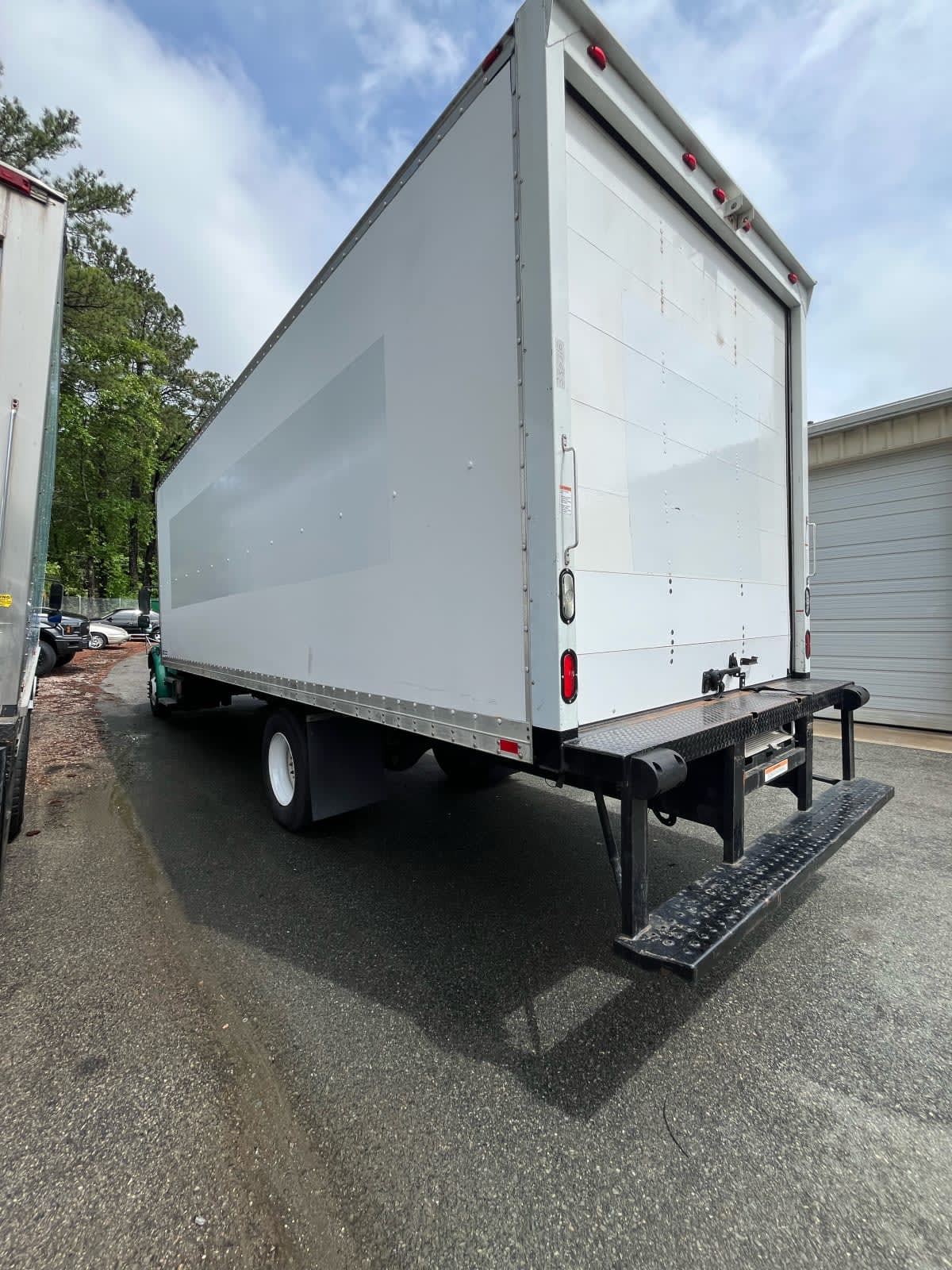 2015 Freightliner M2 106 338316