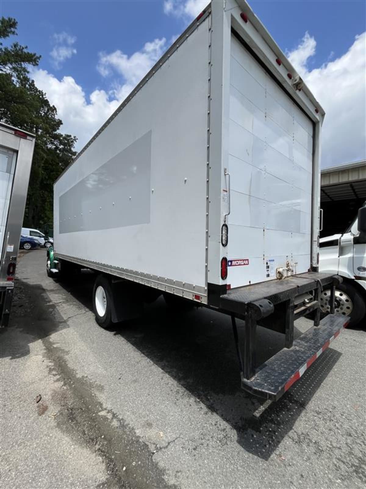 2015 Freightliner M2 106 338318