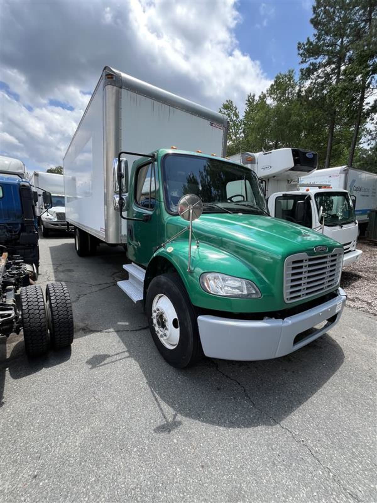 2015 Freightliner M2 106 338318