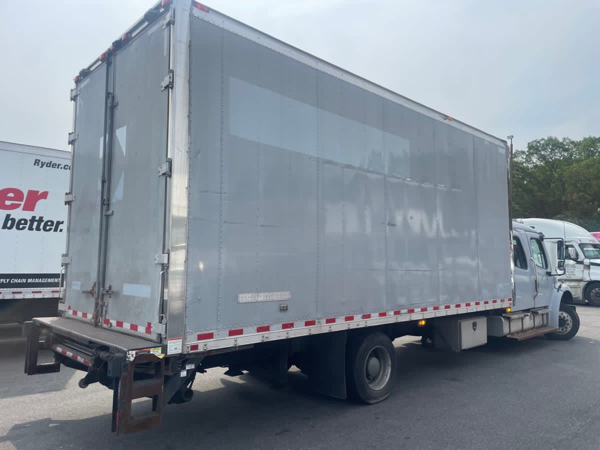 2015 Freightliner M2 106 338991
