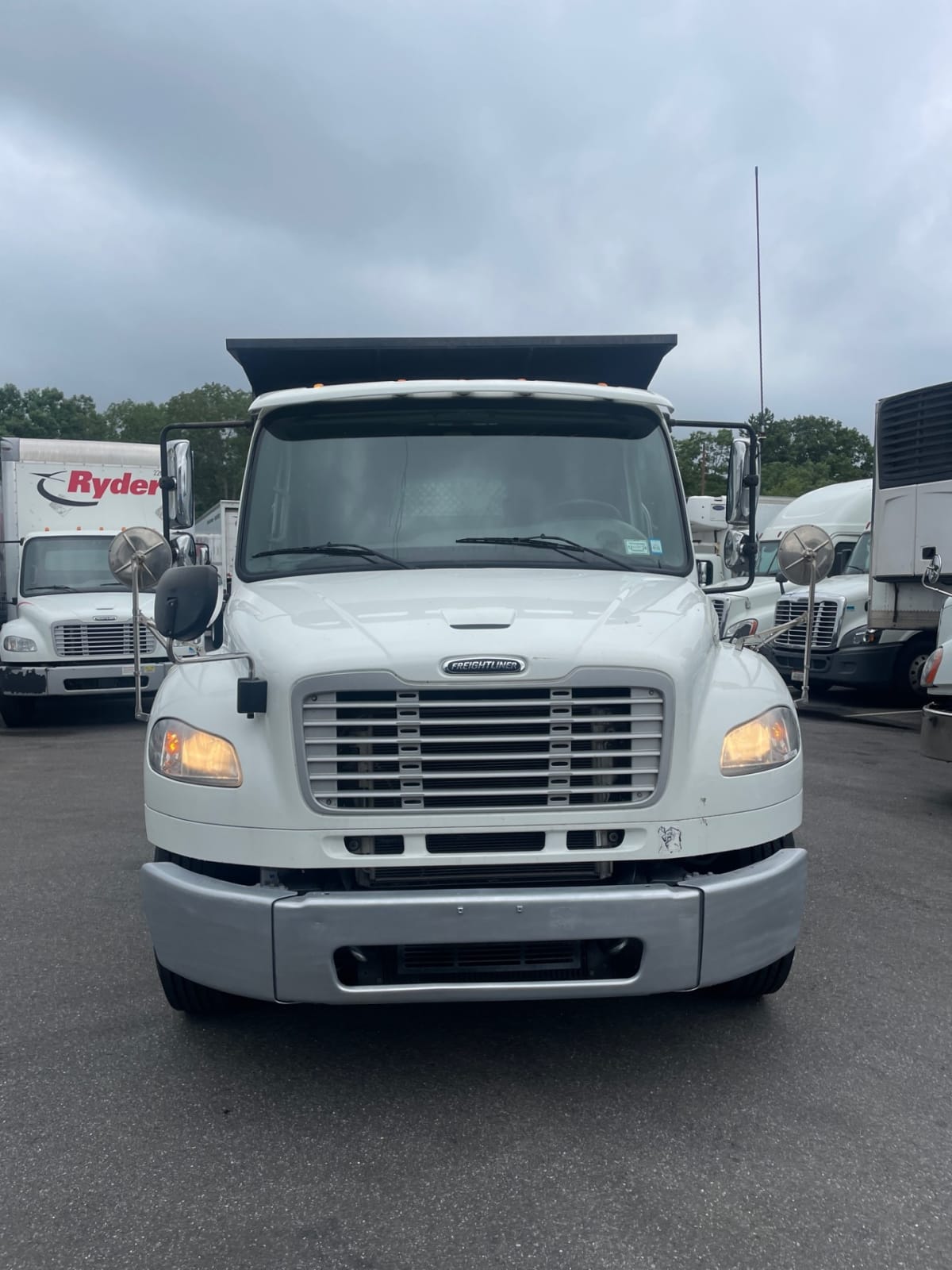 2015 Freightliner/Mercedes M2 106 339340