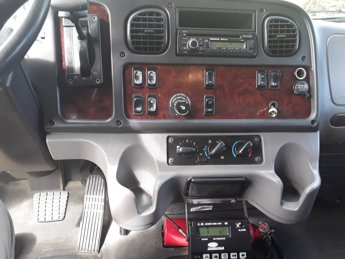 2015 Freightliner/Mercedes M2 106 340376