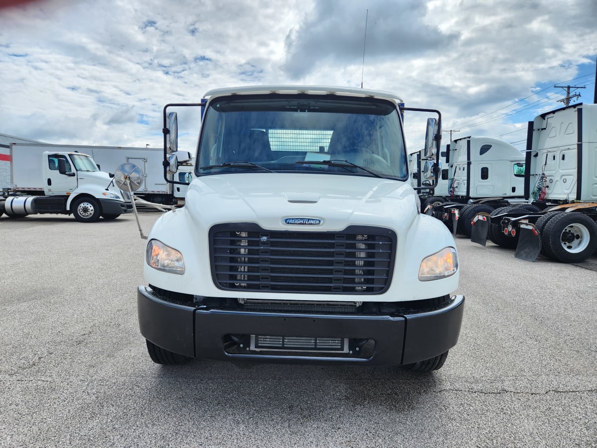2015 Freightliner/Mercedes M2 106 341856