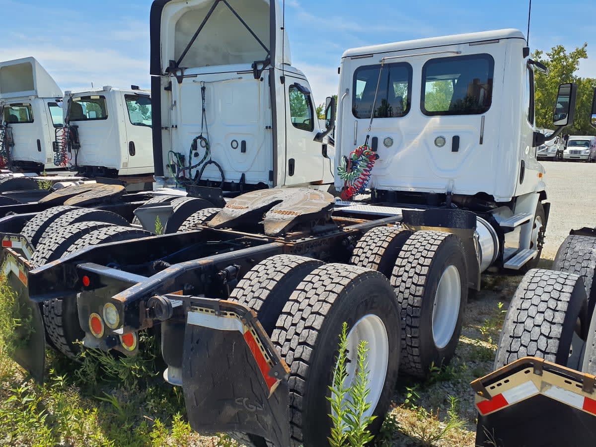 2018 Freightliner CASCADIA PX11364ST 342674