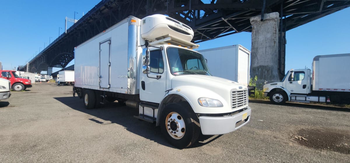 2015 Freightliner/Mercedes M2 106 342926