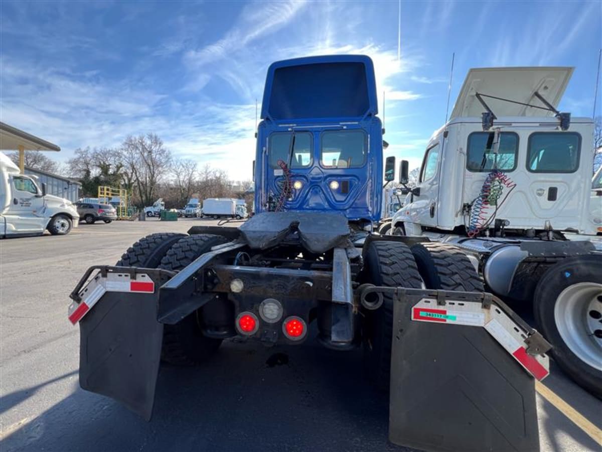 2015 Freightliner/Mercedes CASCADIA 125 343117