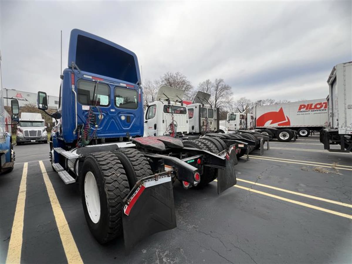 2015 Freightliner/Mercedes CASCADIA 125 343119