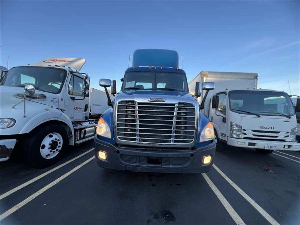 2015 Freightliner/Mercedes CASCADIA 125 343120