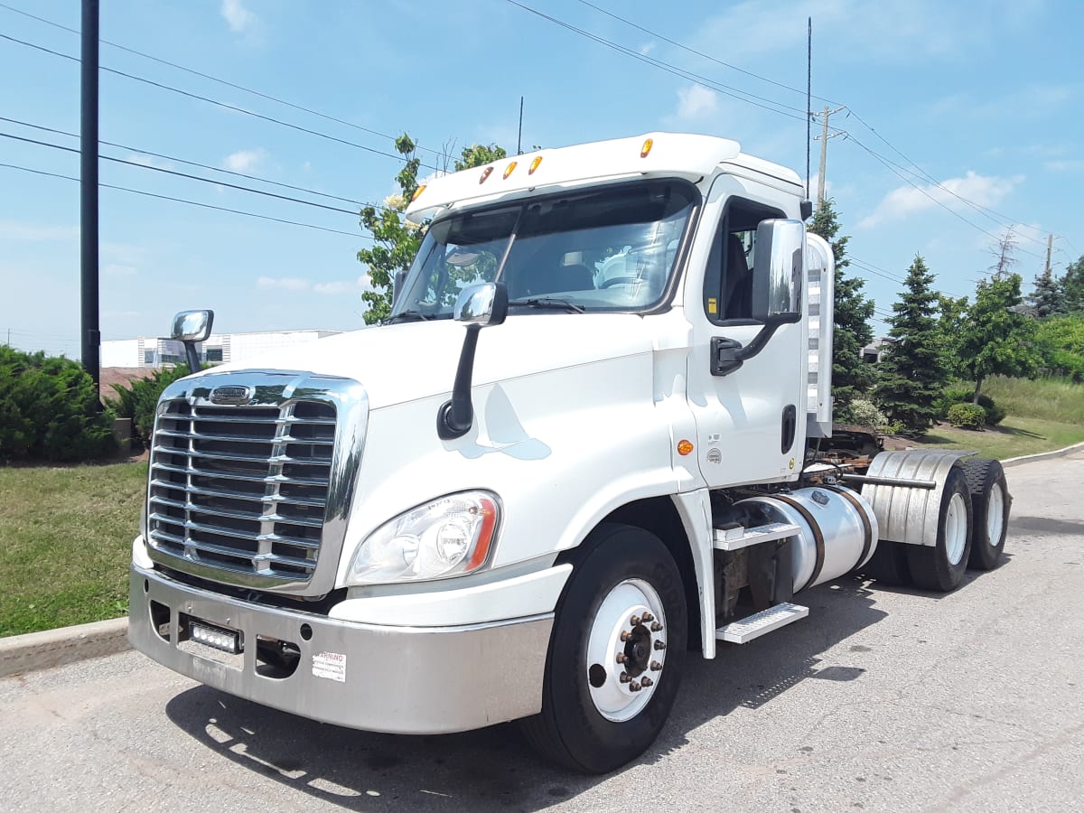 2015 Freightliner/Mercedes CASCADIA 125 343873