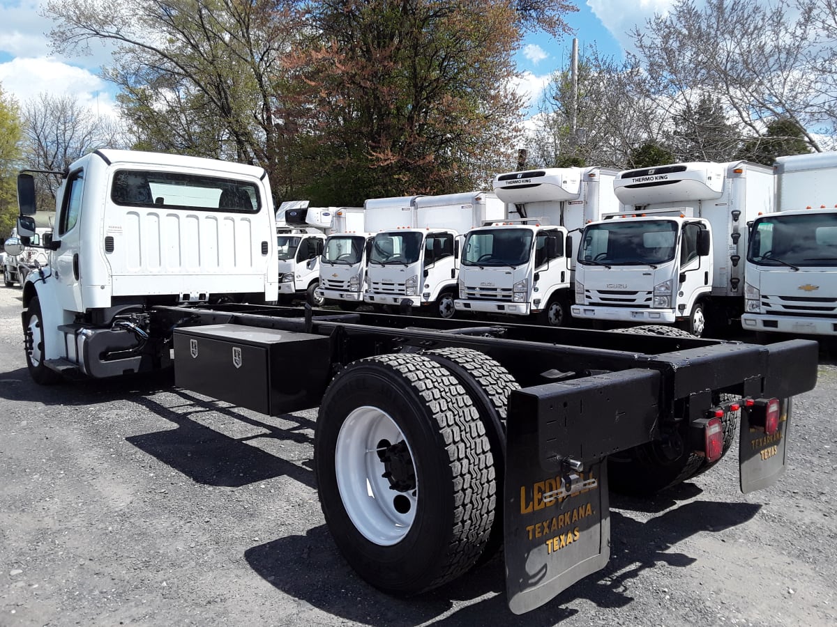 2015 Freightliner/Mercedes M2 106 345479