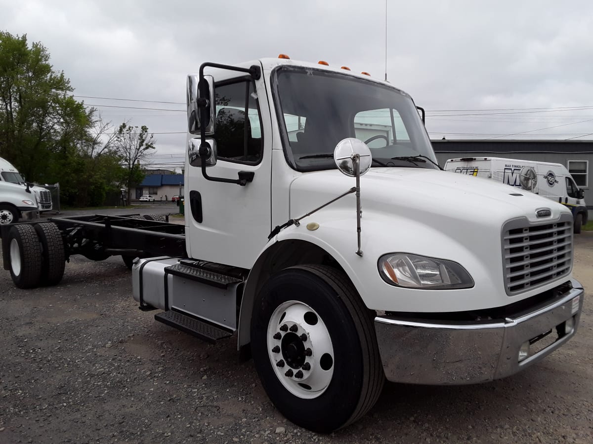 2015 Freightliner/Mercedes M2 106 345479