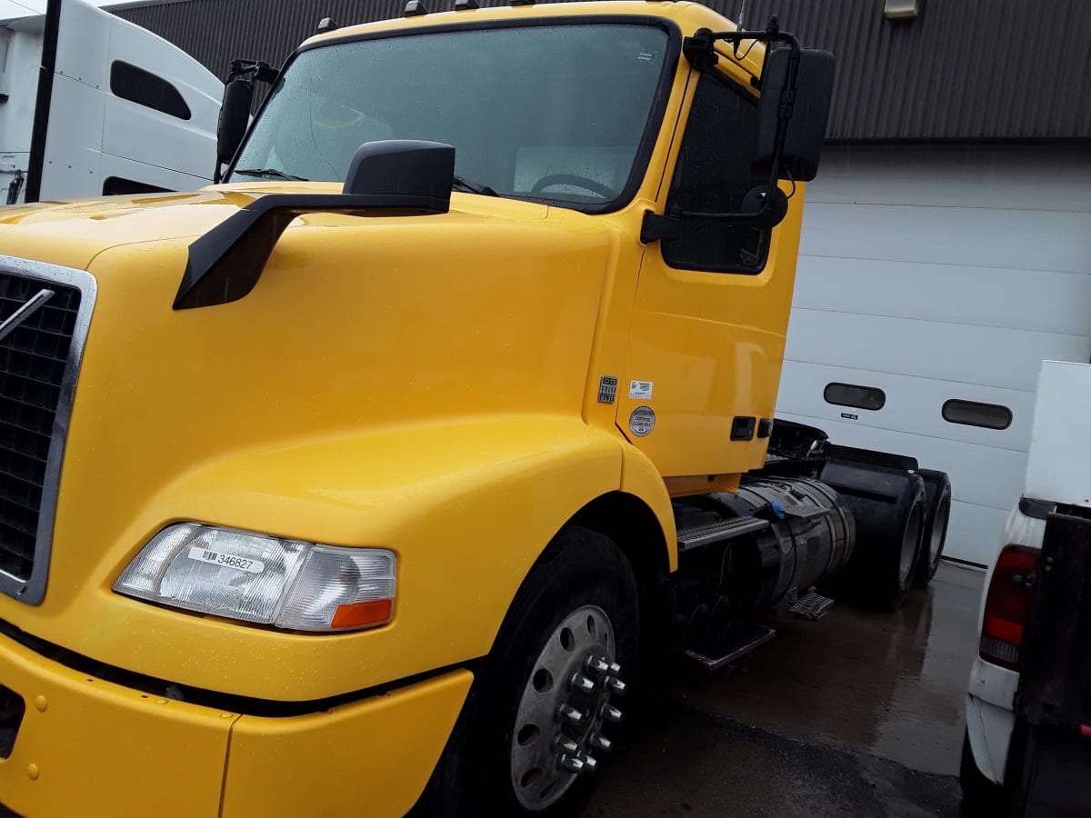 2017 Volvo VNM64T 346827