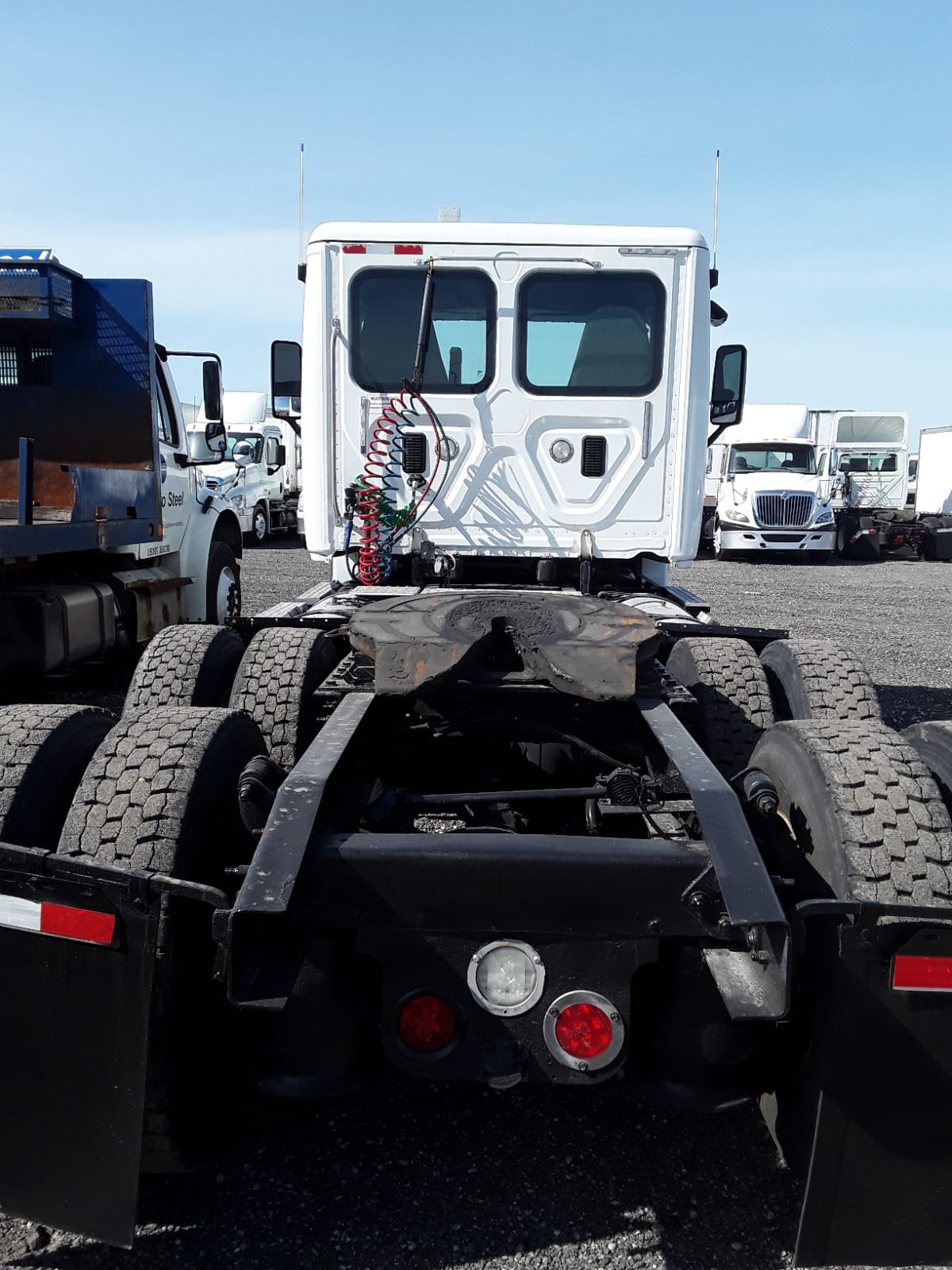 2015 Freightliner/Mercedes CASCADIA 125 346889