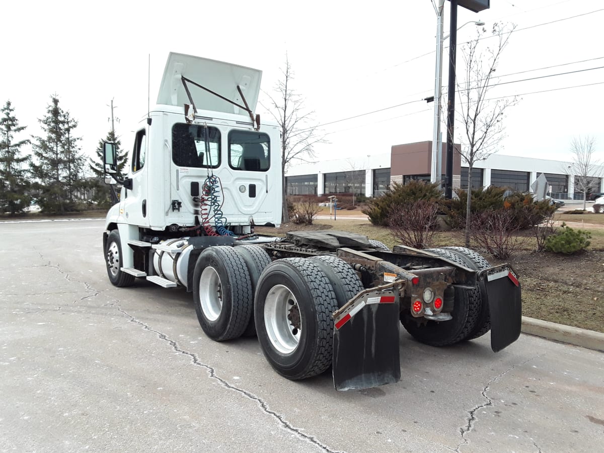 2015 Freightliner/Mercedes CASCADIA 125 346986