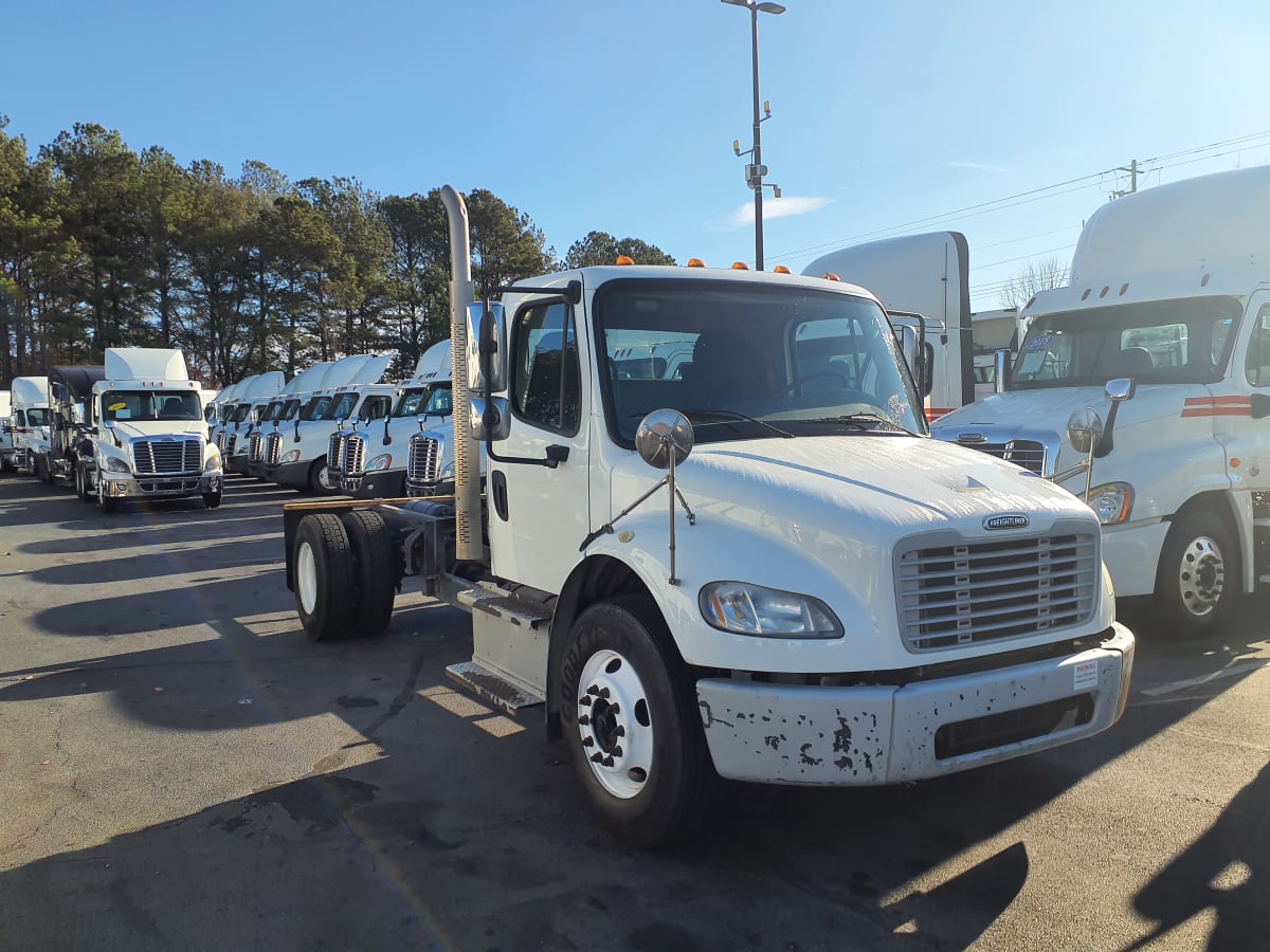 2015 Freightliner/Mercedes M2 106 347023